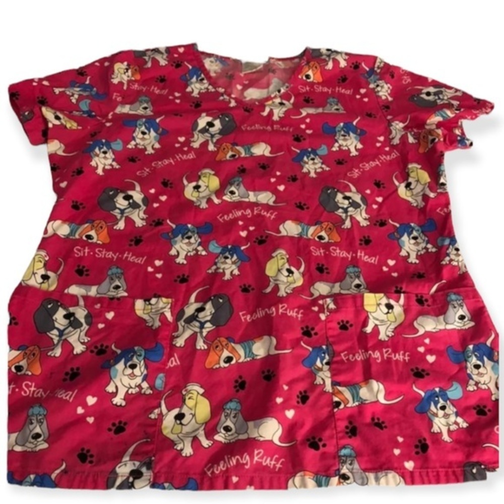 ScrubStar Size Med Top Women’s Animal Print Dogs V Neck Pullover Pockets‎ Red